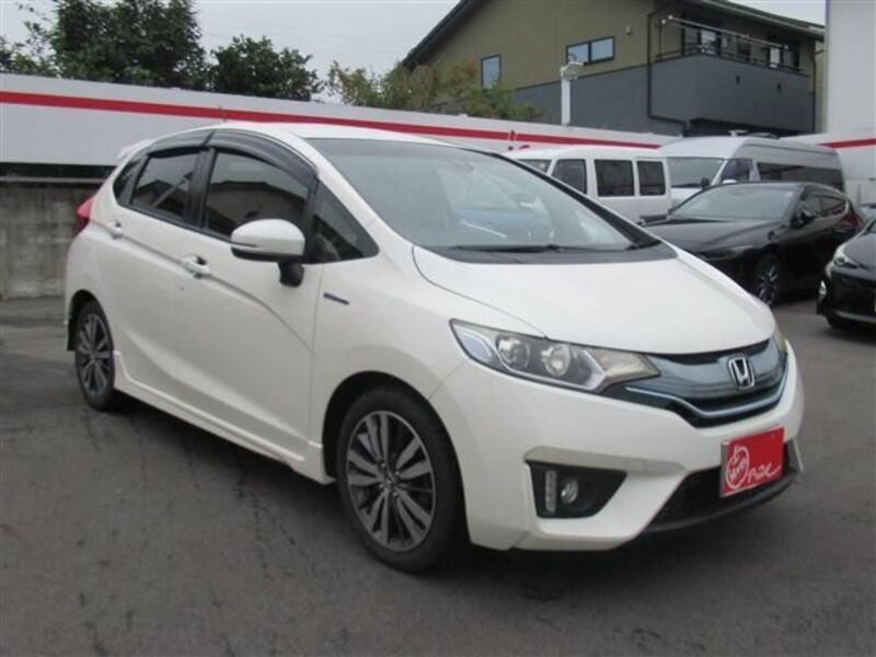 FIT HYBRID