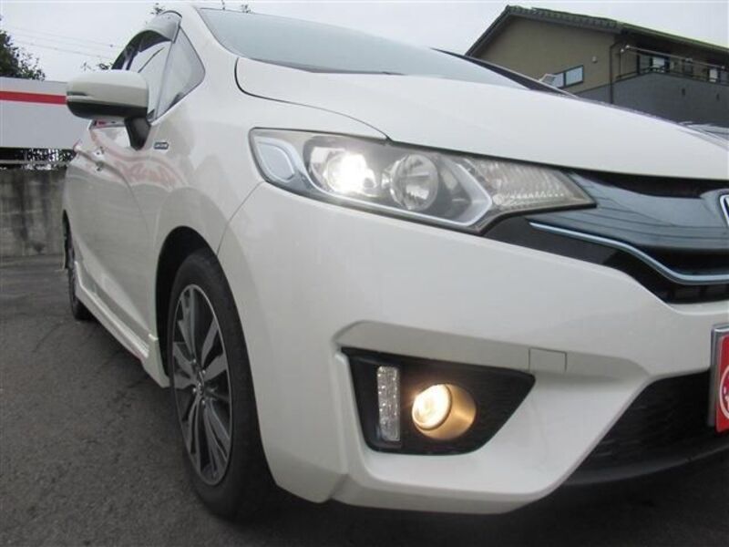 FIT HYBRID