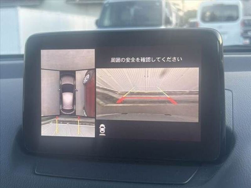 MAZDA2