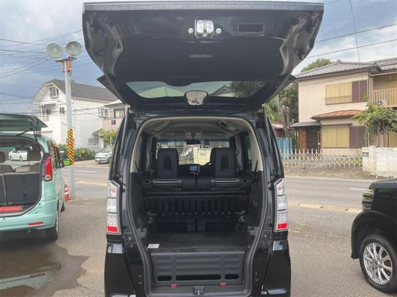 N BOX PLUS