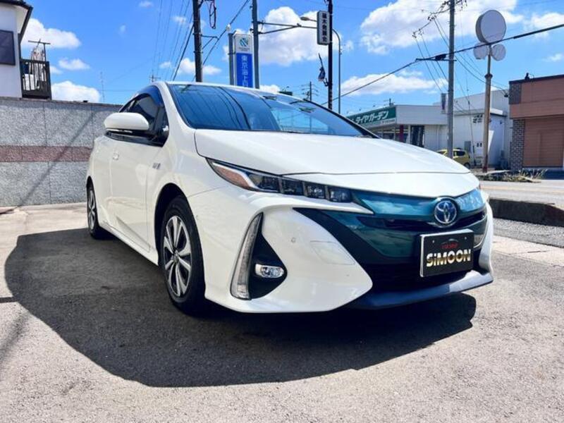 PRIUS PHV