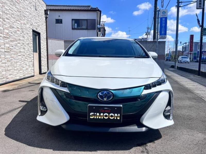 PRIUS PHV