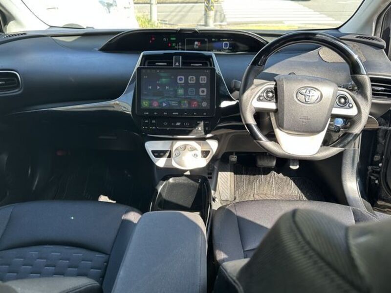 PRIUS PHV