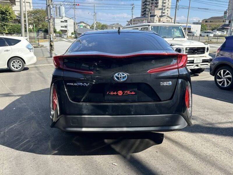 PRIUS PHV