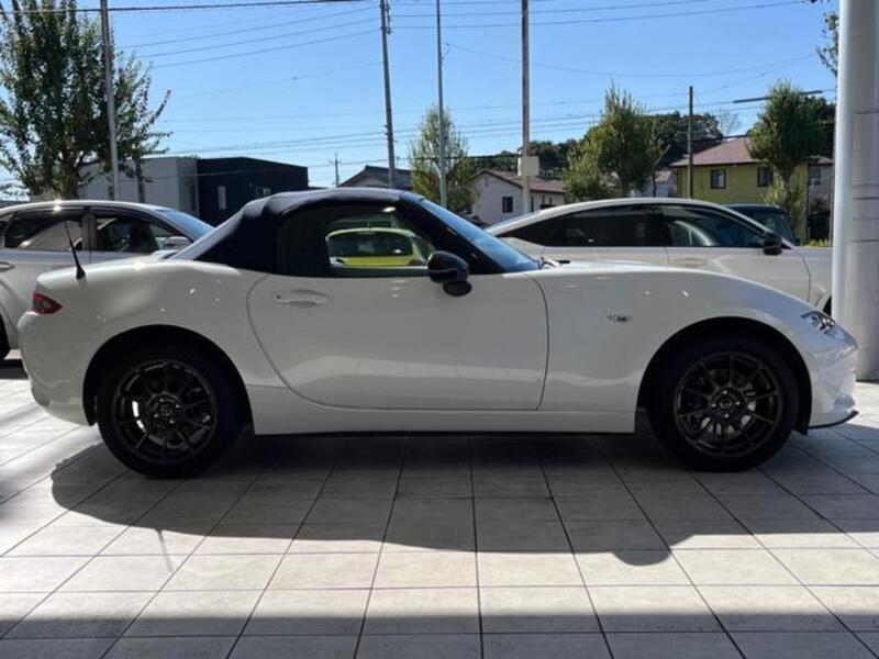 ROADSTER