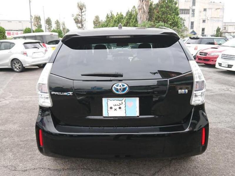 PRIUS ALPHA
