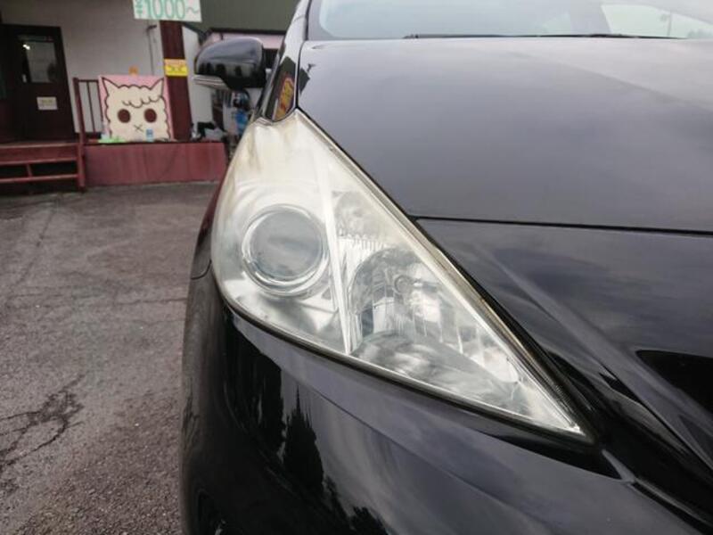 PRIUS ALPHA