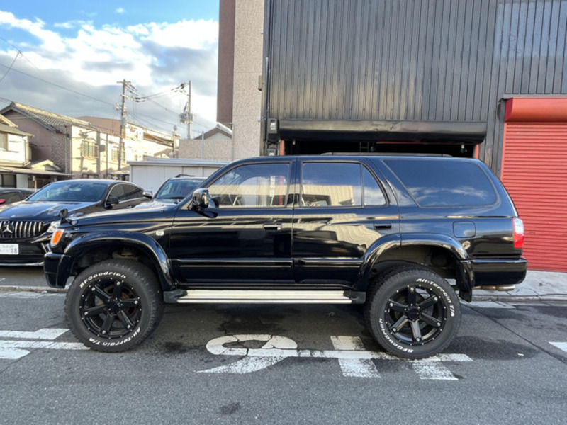 HILUX SURF