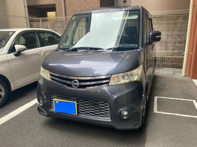 NISSAN ROOX