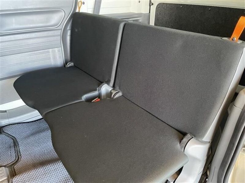 N-VAN