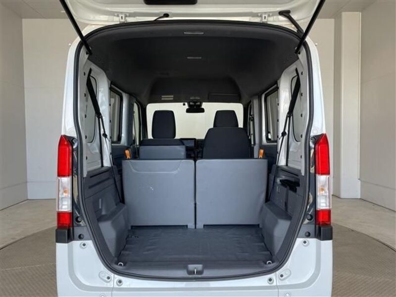 N-VAN