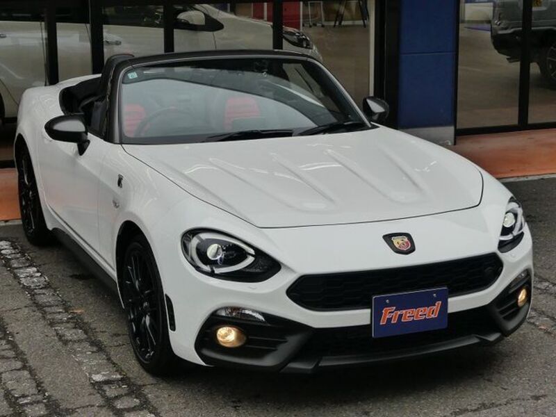ABARTH 124 SPIDER