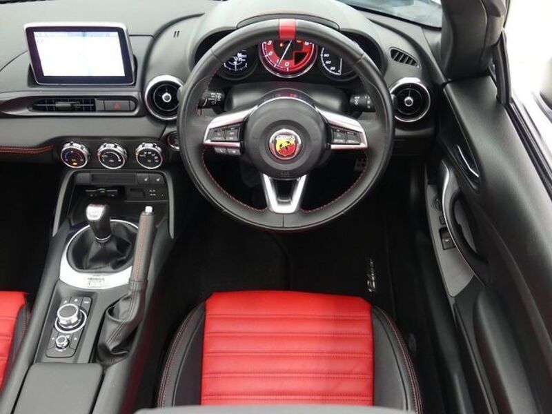 ABARTH 124 SPIDER