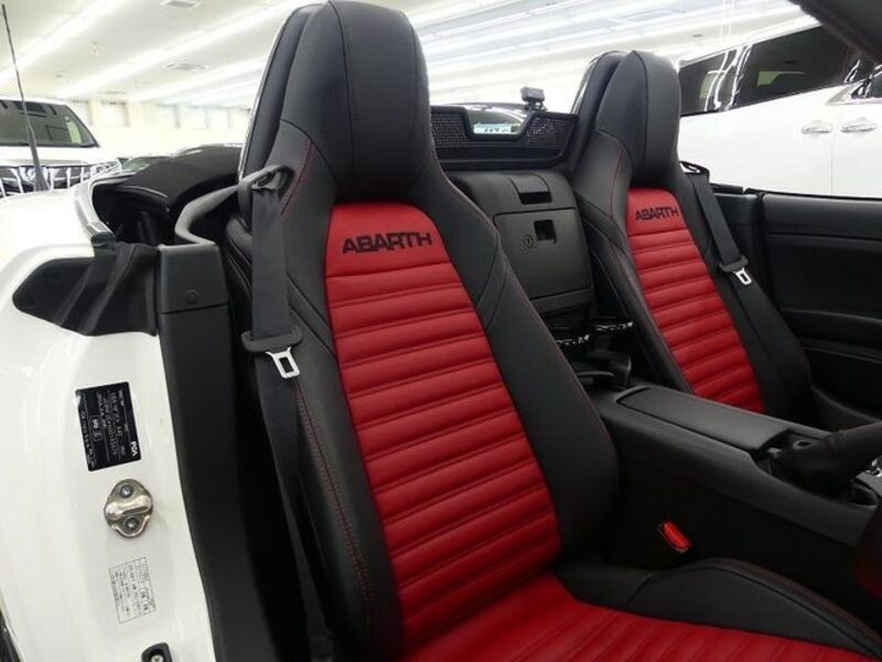 ABARTH 124 SPIDER