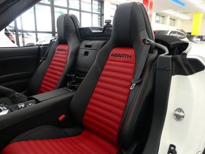 ABARTH 124 SPIDER