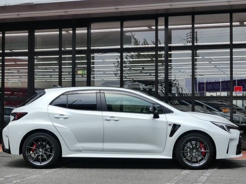 GR COROLLA