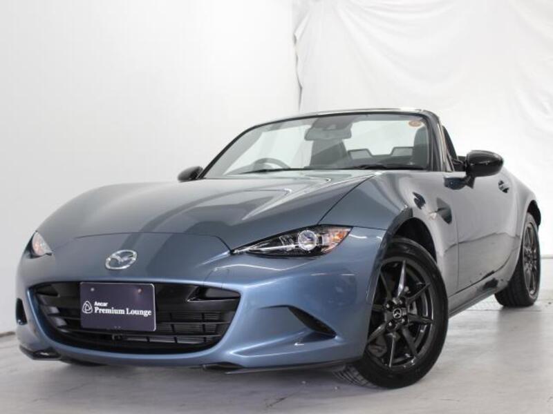 ROADSTER-0