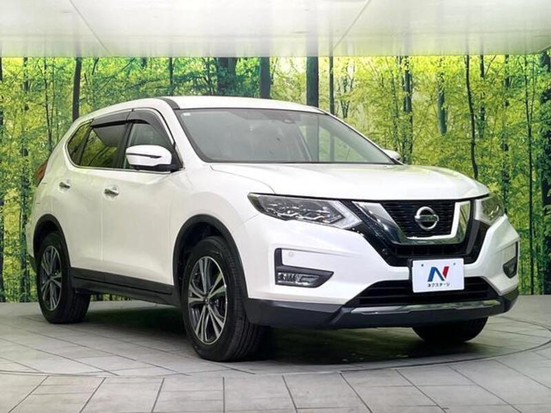 X-TRAIL