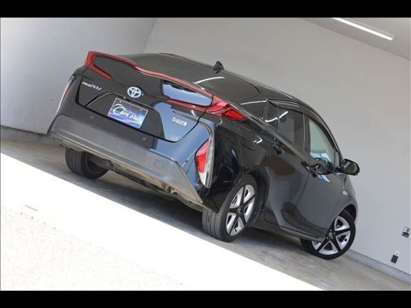 PRIUS PHV
