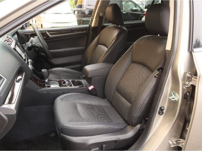 LEGACY OUTBACK