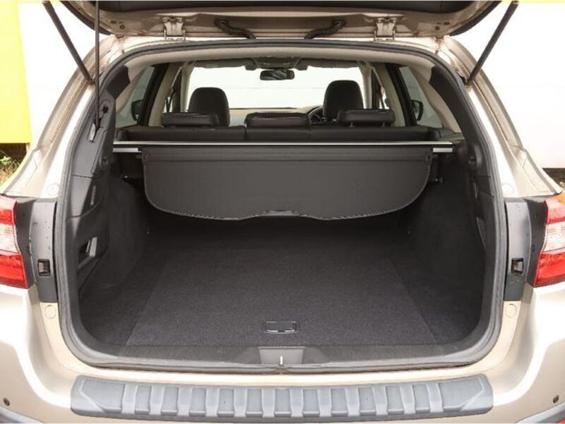 LEGACY OUTBACK