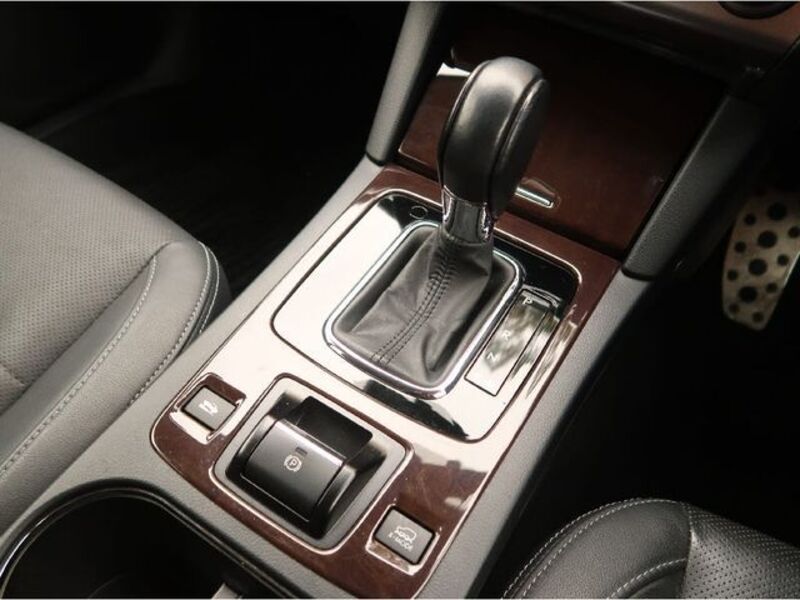 LEGACY OUTBACK