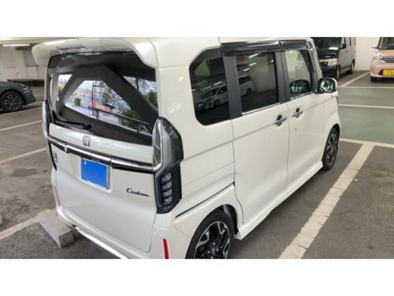 N BOX CUSTOM