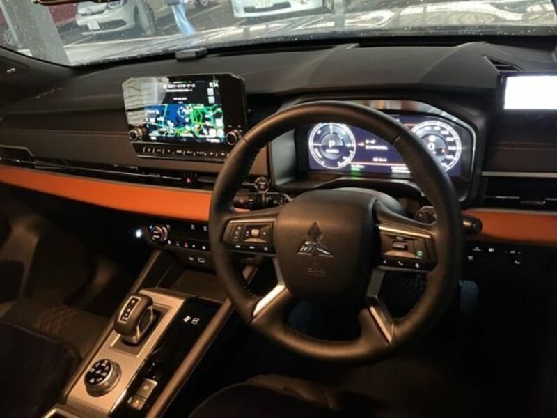 OUTLANDER PHEV
