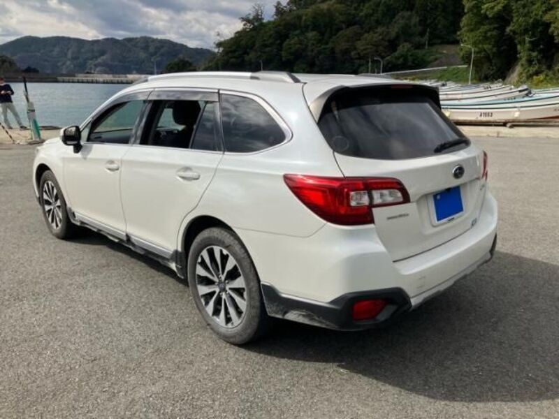LEGACY OUTBACK
