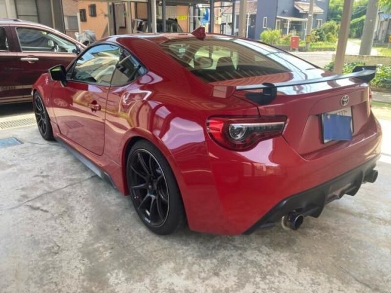 86