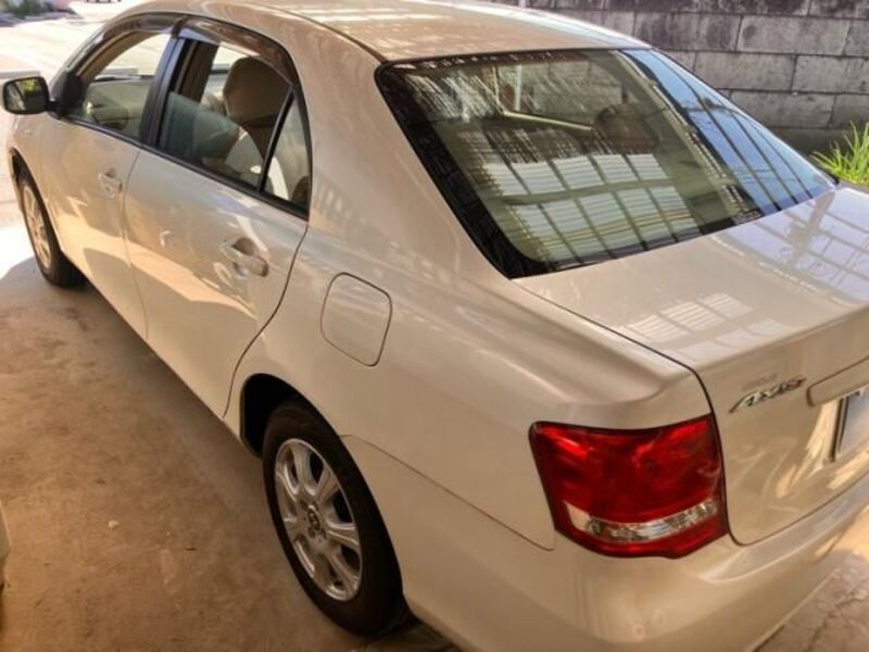COROLLA AXIO