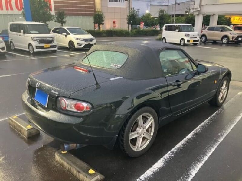 ROADSTER