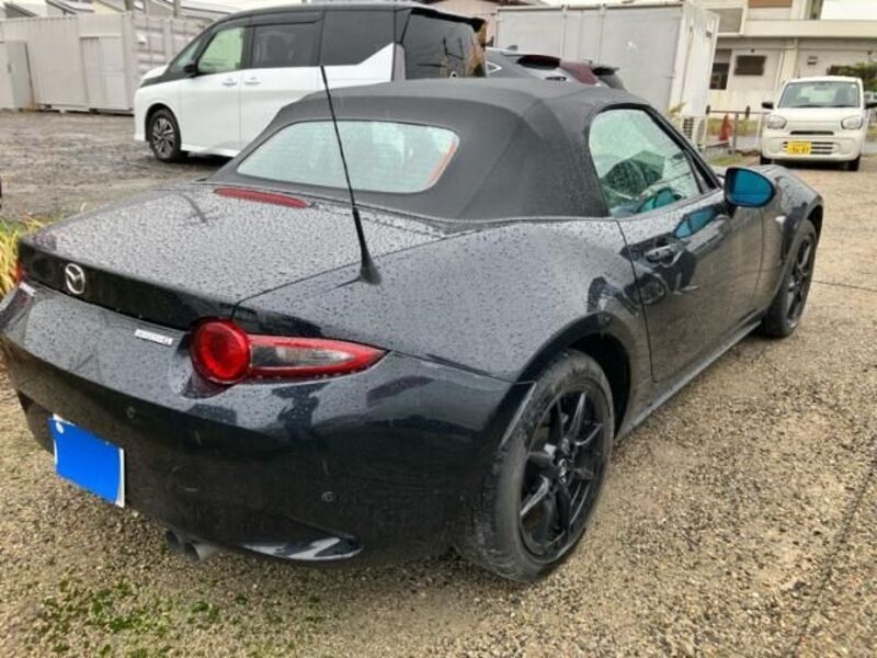 ROADSTER