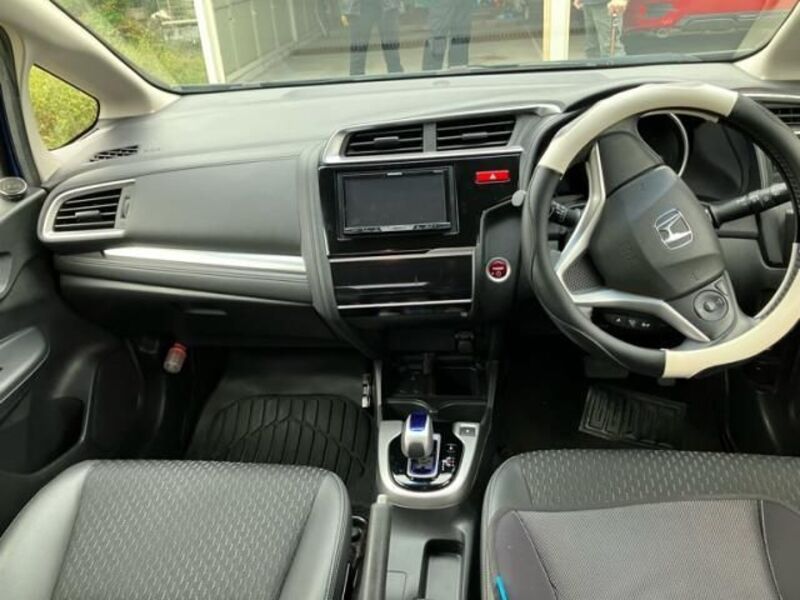 FIT HYBRID