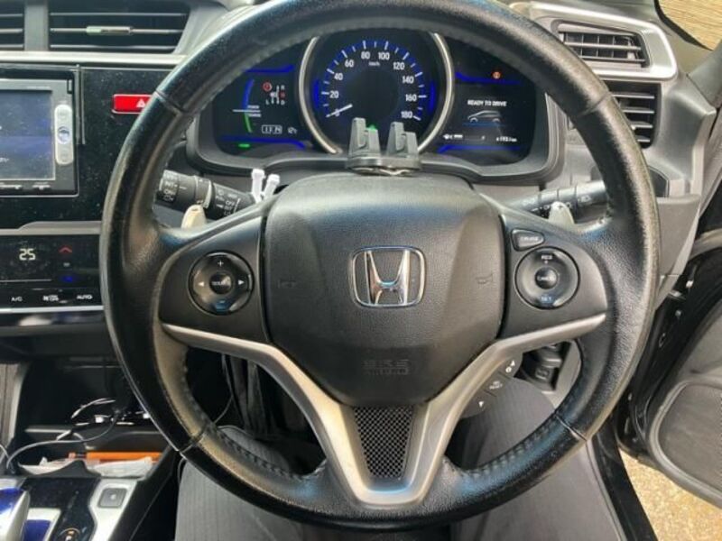 FIT HYBRID