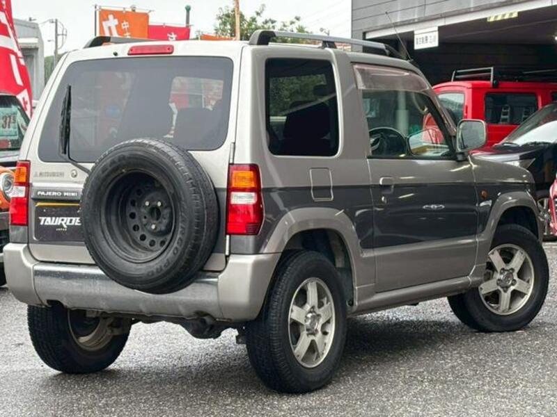 PAJERO MINI