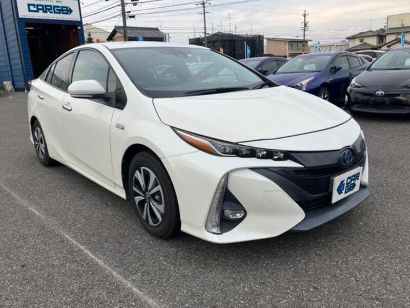 PRIUS PHV