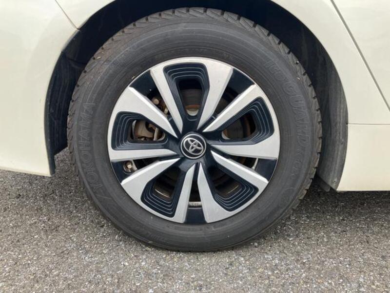 PRIUS PHV