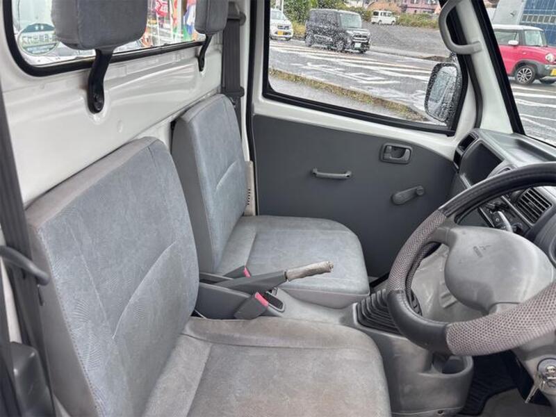 MINICAB TRUCK