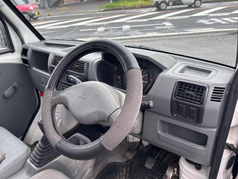 MINICAB TRUCK