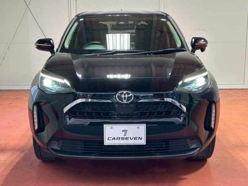YARIS CROSS