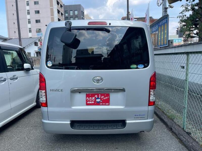 HIACE VAN