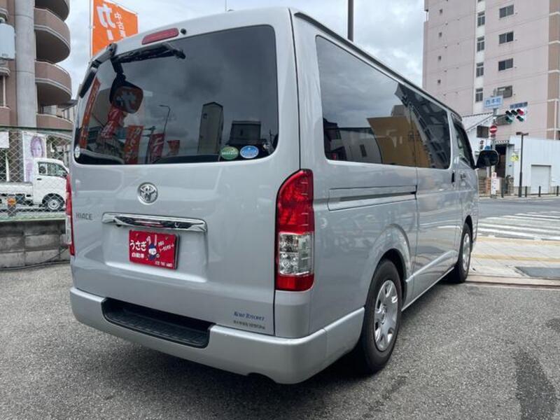 HIACE VAN