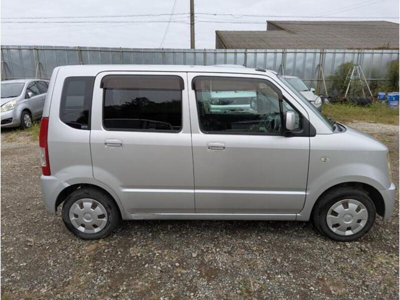 WAGON R