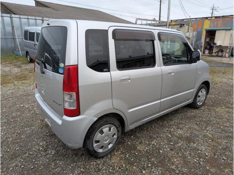 WAGON R