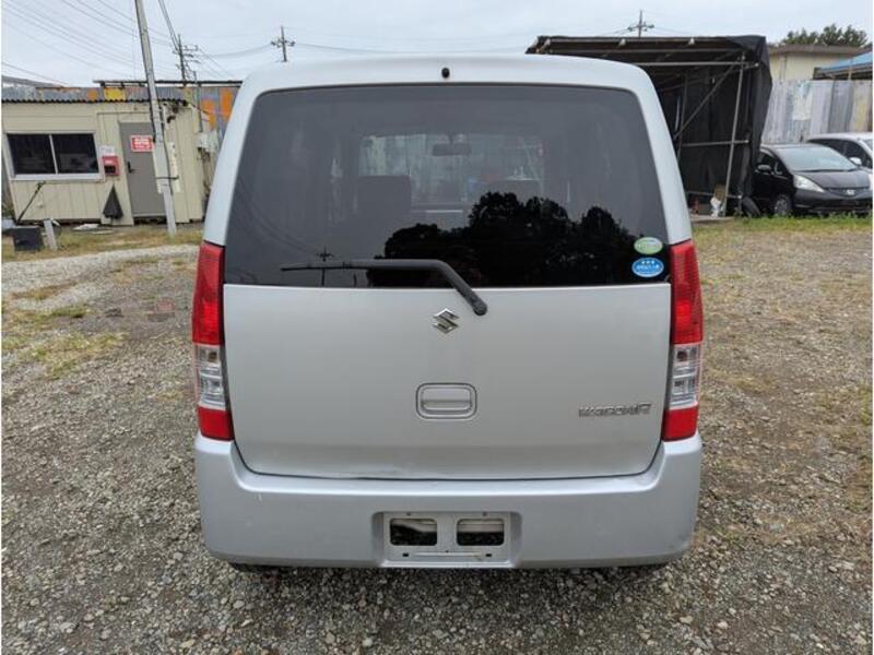 WAGON R