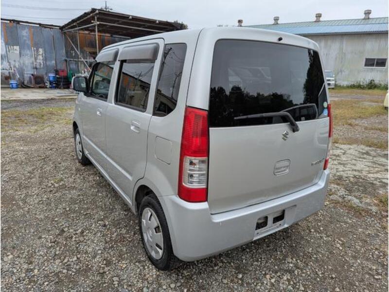WAGON R