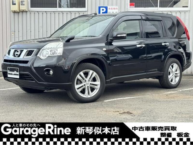 X-TRAIL-0
