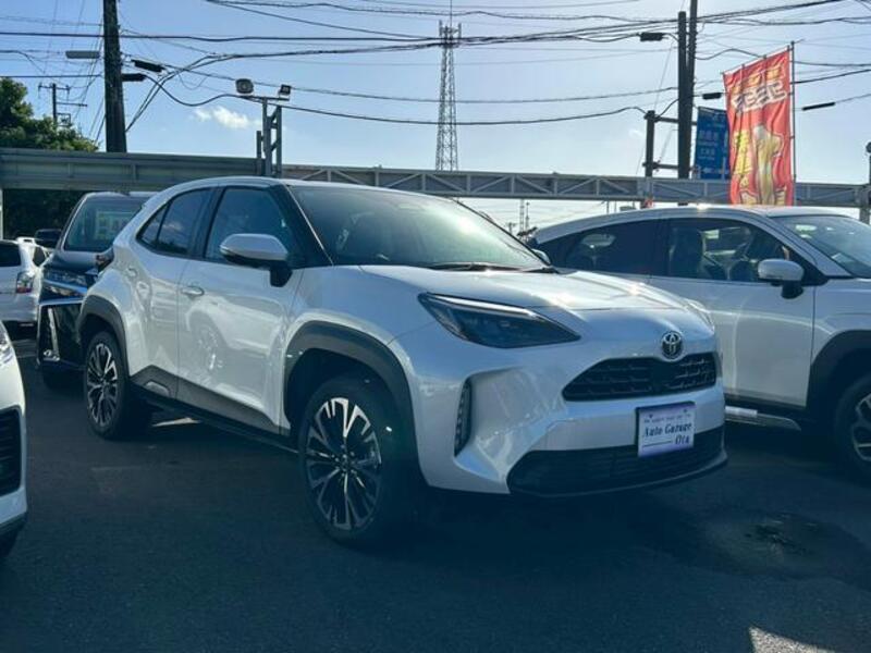 YARIS CROSS