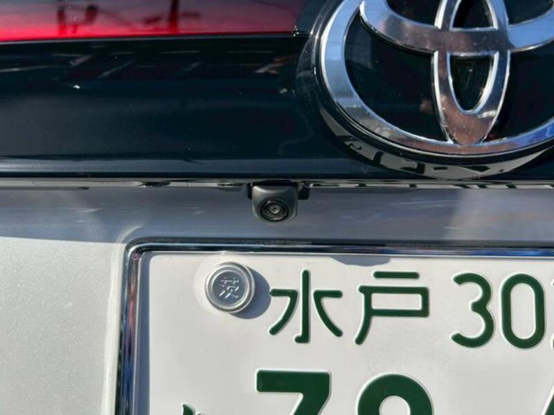 YARIS CROSS